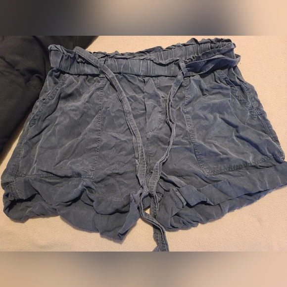 aerie Pants - Aerie high waist shorts.